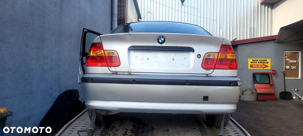 BMW 3 E46 Lift 2,0 Diesel na części BRAK: -BŁOTNIK PRAWY/LEWY - 11