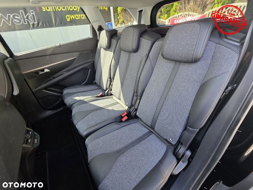 Peugeot 5008 - 21