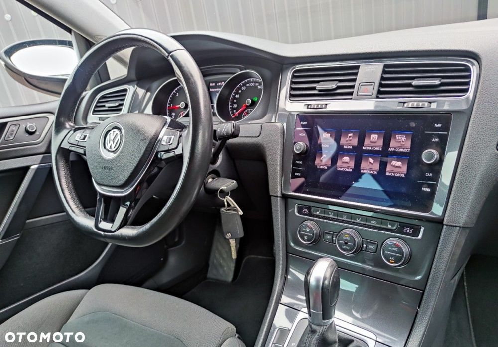 Volkswagen Golf Variant 2.0 TDI (BlueMotion Technology) DSG Comfortline - 21