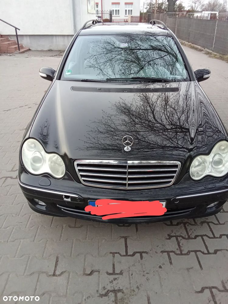 Mercedes-Benz Klasa C 320 CDI 7G-TRONIC Avantgarde DPF - 2