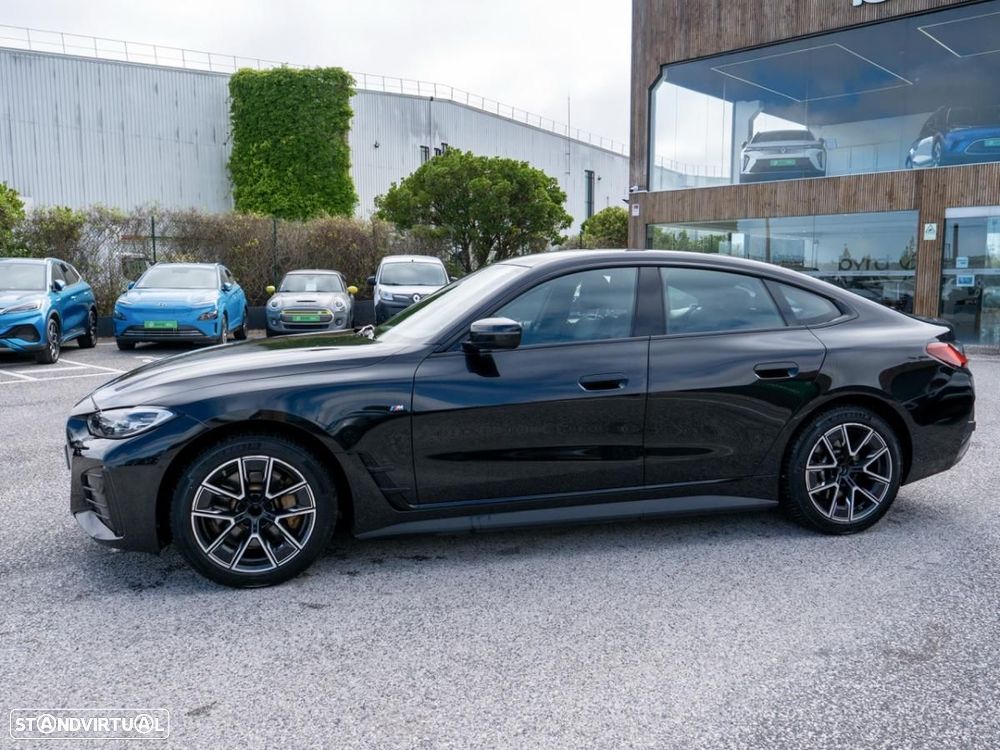 BMW i4 eDrive35 Desportiva M - 9