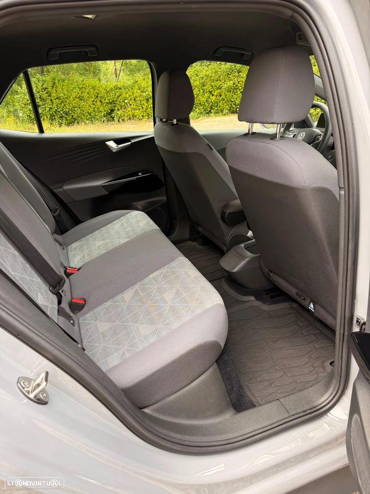 VW ID.3 Pro Performance - 13