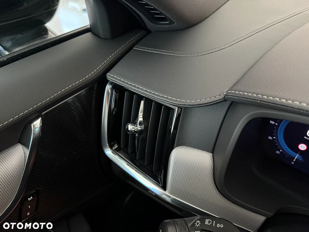Volvo V90 B4 D Plus Dark - 27