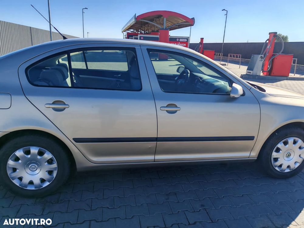 Skoda Octavia 1.6 FSI Trend - 2