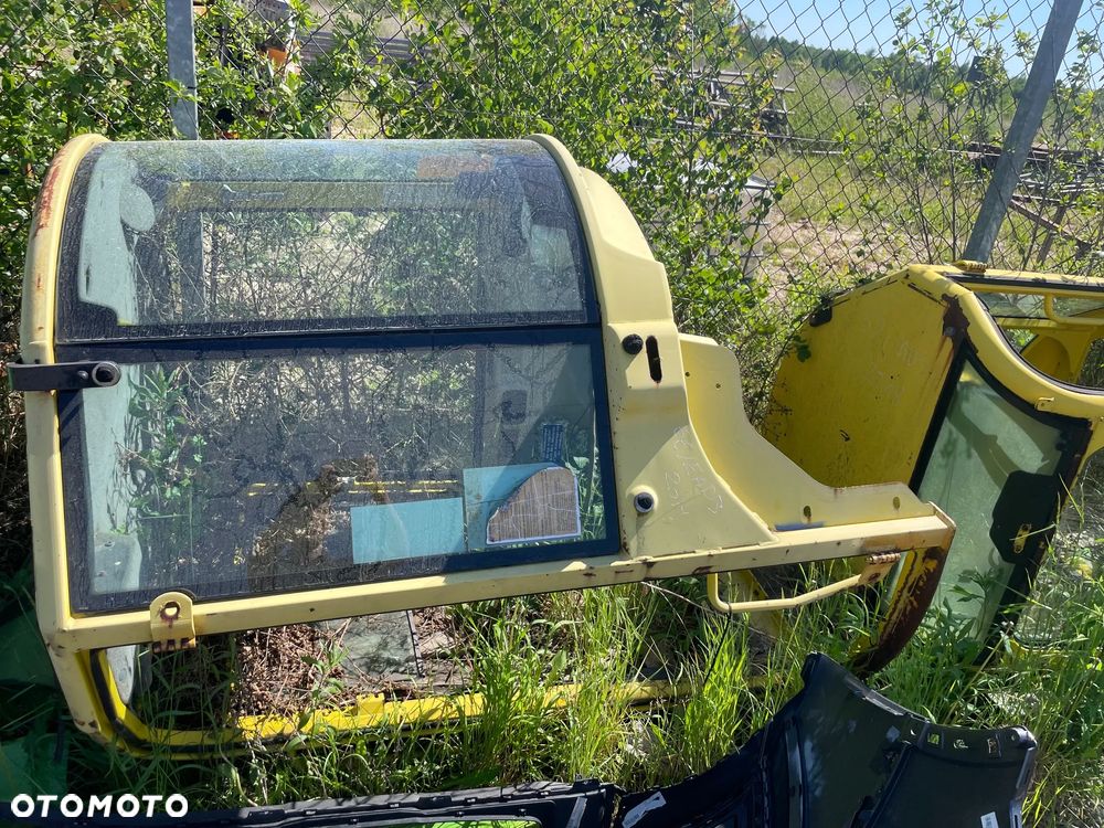KABINA DO KOPARKI YANMAR VIO 20, 25, 33, 50 - 1
