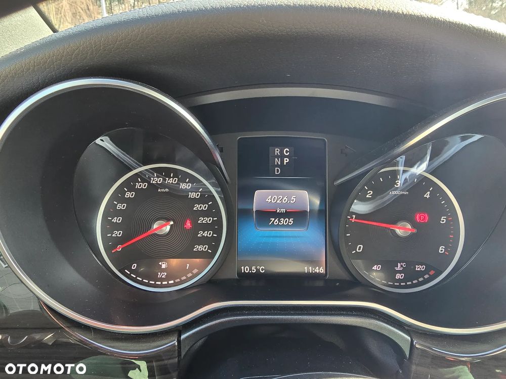 Mercedes-Benz Klasa V 300 d 4-Matic Avantgarde 9G-Tronic (d³ugi) - 38