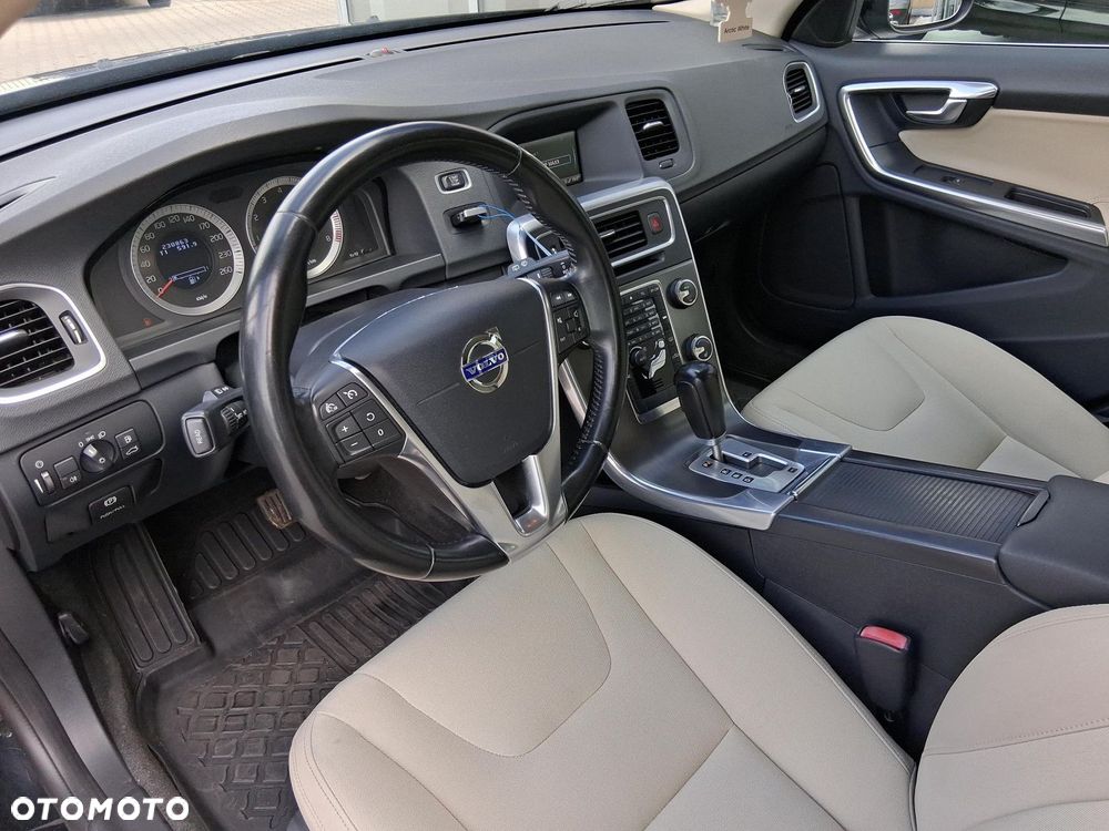 Volvo V60 - 9