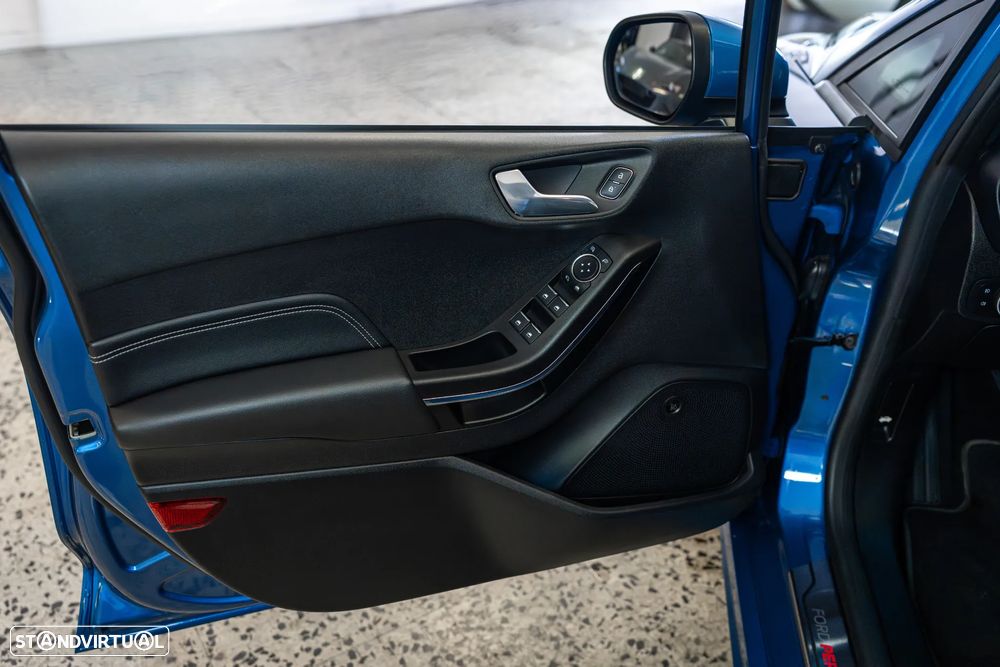 Ford Fiesta 1.5 EcoBoost S&S c/ Pack Pele Exclusiva ST - 25