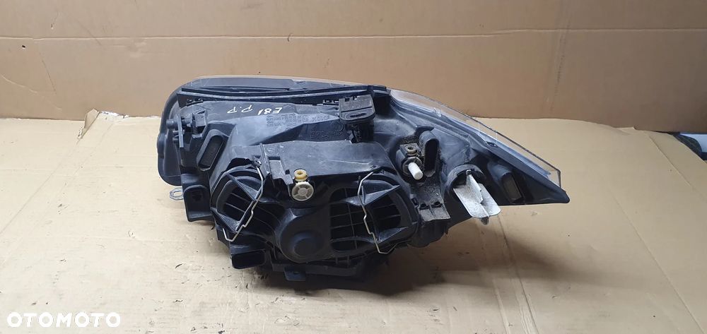 Lampa prawy przód przednia prawa BMW I E81 E87 Lift 7193388 - 6