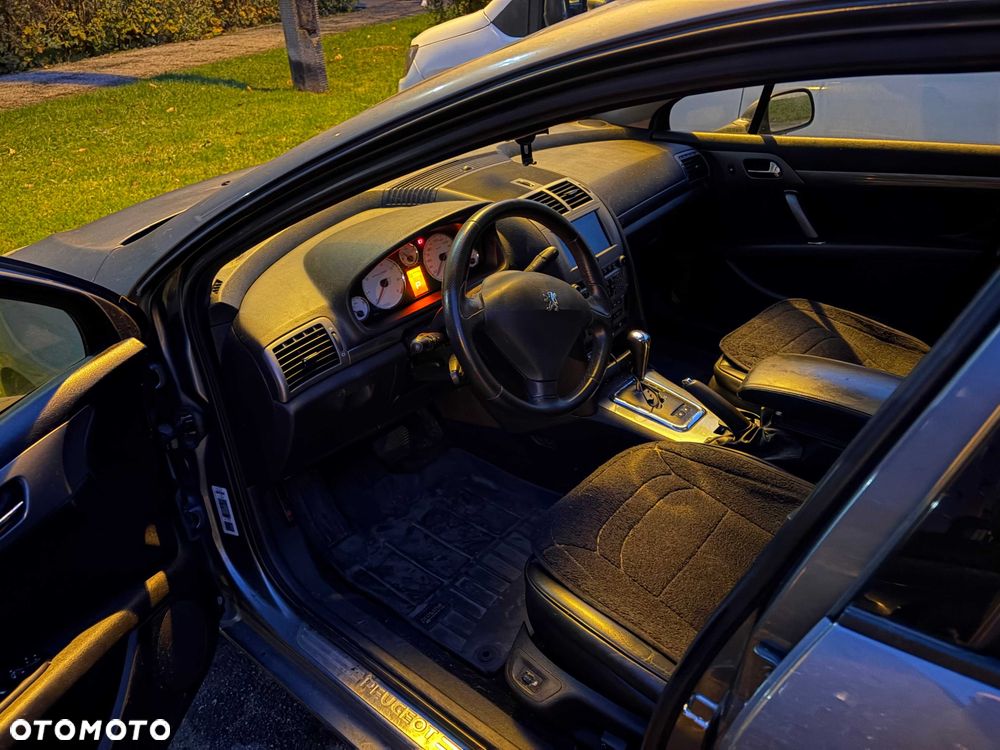 Peugeot 407 - 4