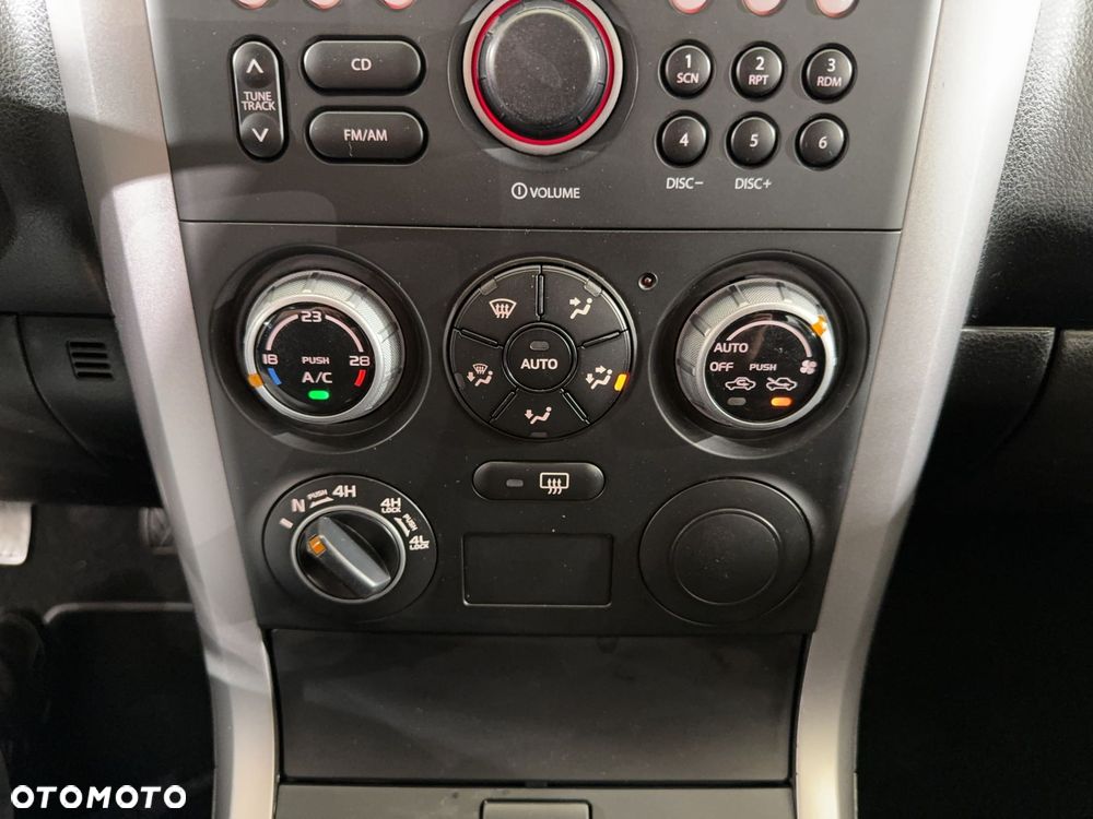 Suzuki Grand Vitara - 21