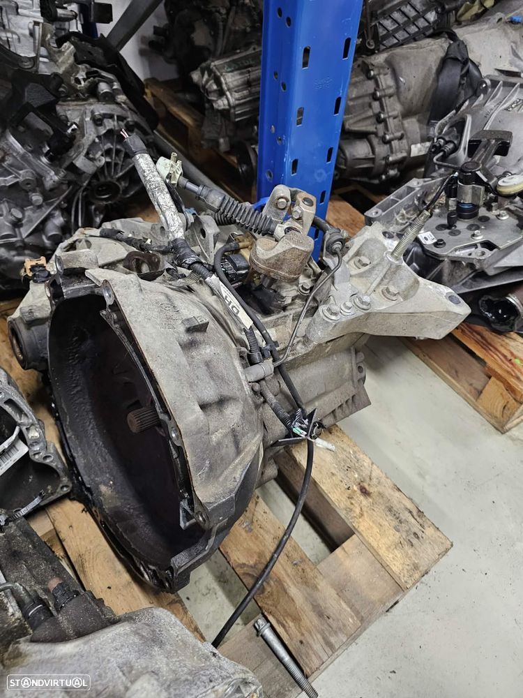 Caixa de velocidades Ford Transit 2.0 TDCI de 100cv referência 1C1R - 2