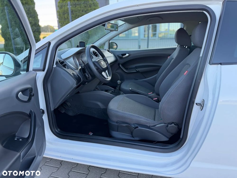 Seat Ibiza SC 1.4 16V Sport - 31