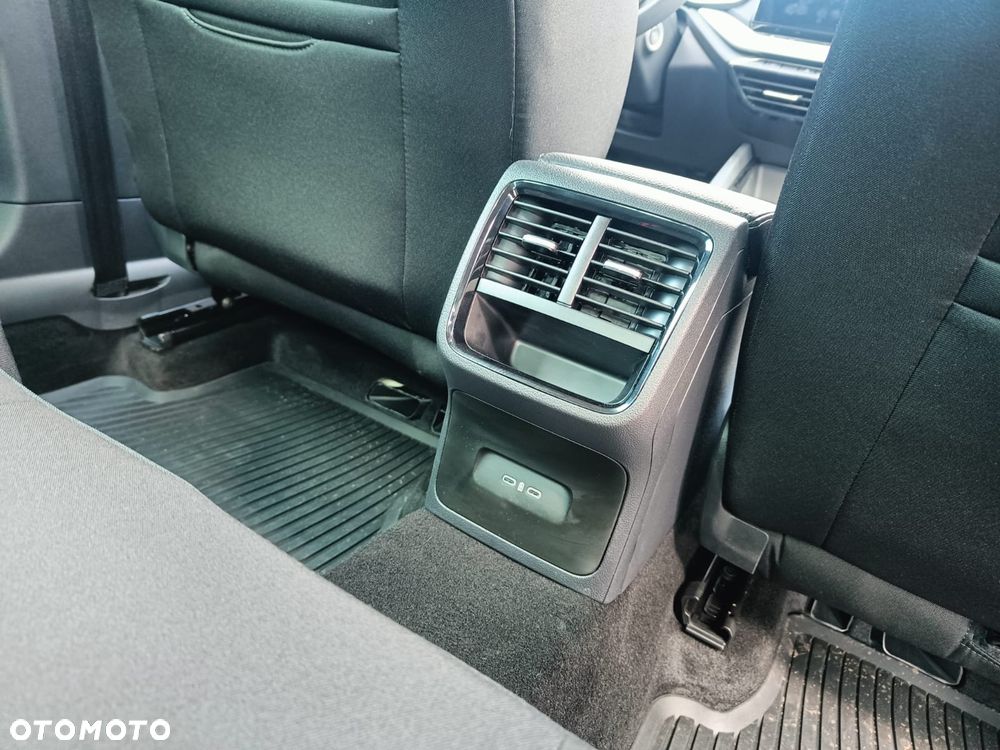 Skoda Octavia 1.5 TSI mHEV Selection DSG - 18