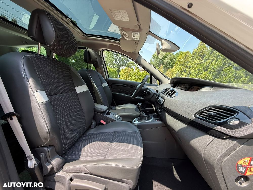Renault Grand Scenic Energy dCi 130 Start & Stop Bose Edition - 4