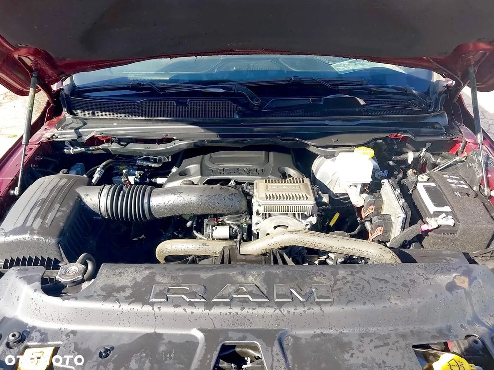 Dodge RAM 1500 5.7 4x4 - 12