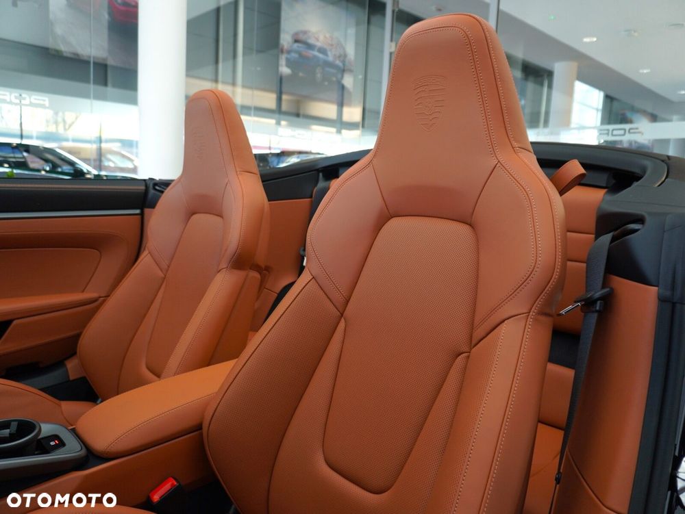 Porsche 911 Carrera - 40