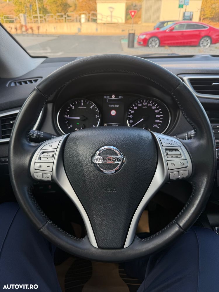 Nissan Qashqai - 14