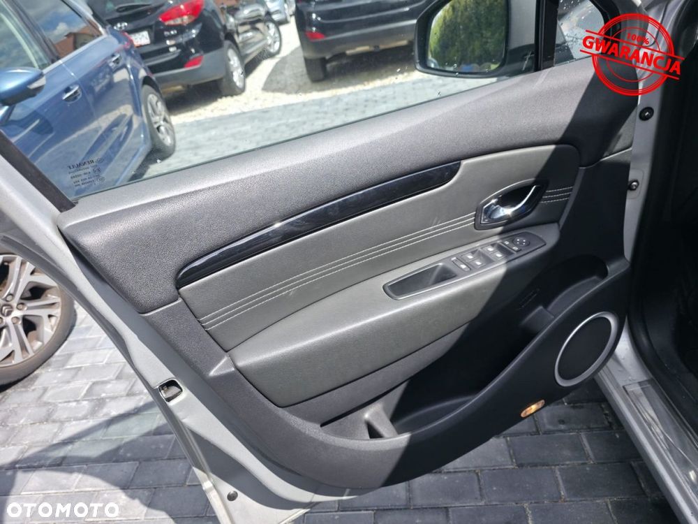 Renault Scenic dCi 110 EDC Paris - 34