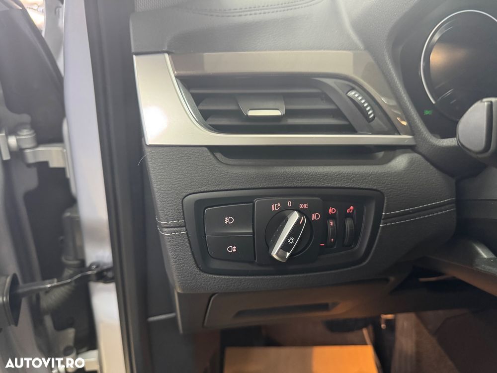 BMW X1 xDrive18d Aut. Sport Line - 28