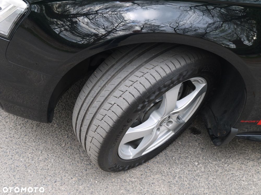 Audi A4 Avant 2.0 TDI DPF quattro S tronic Ambiente - 12