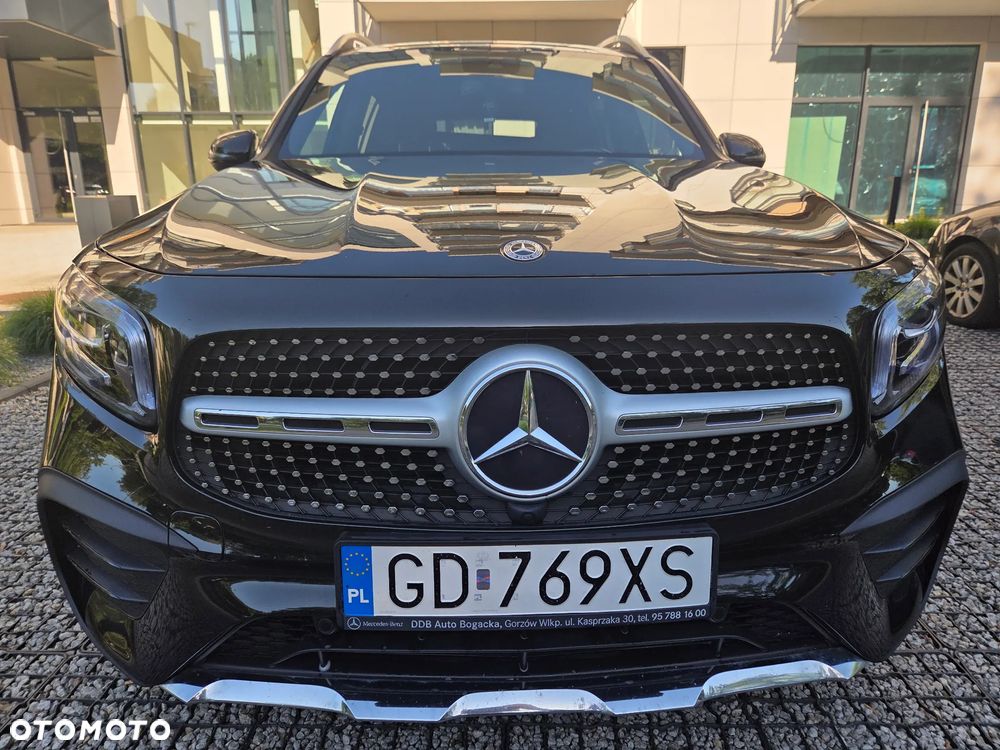 Mercedes-Benz GLB 250 4-Matic AMG Line 8G-DCT - 11