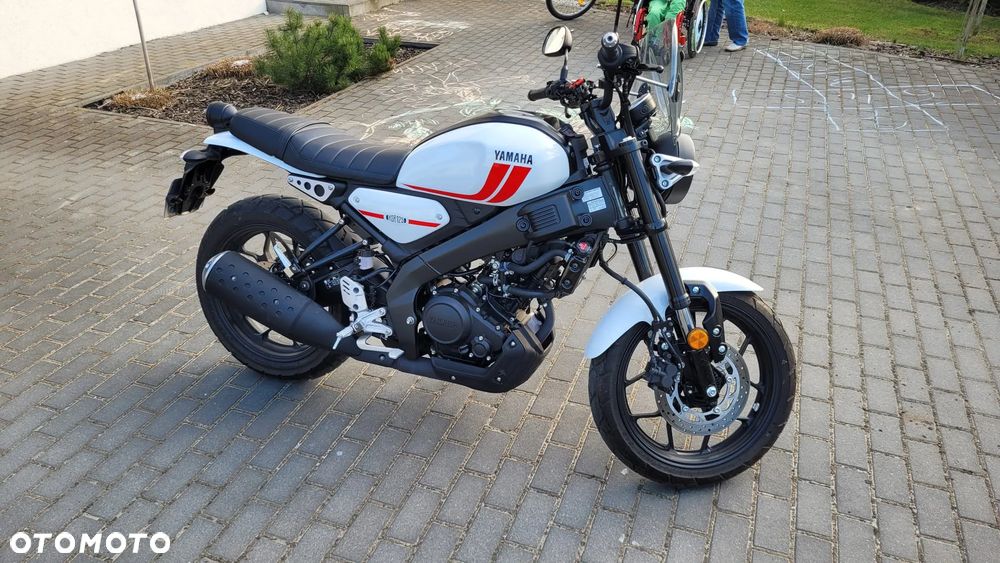 Yamaha XSR - 2