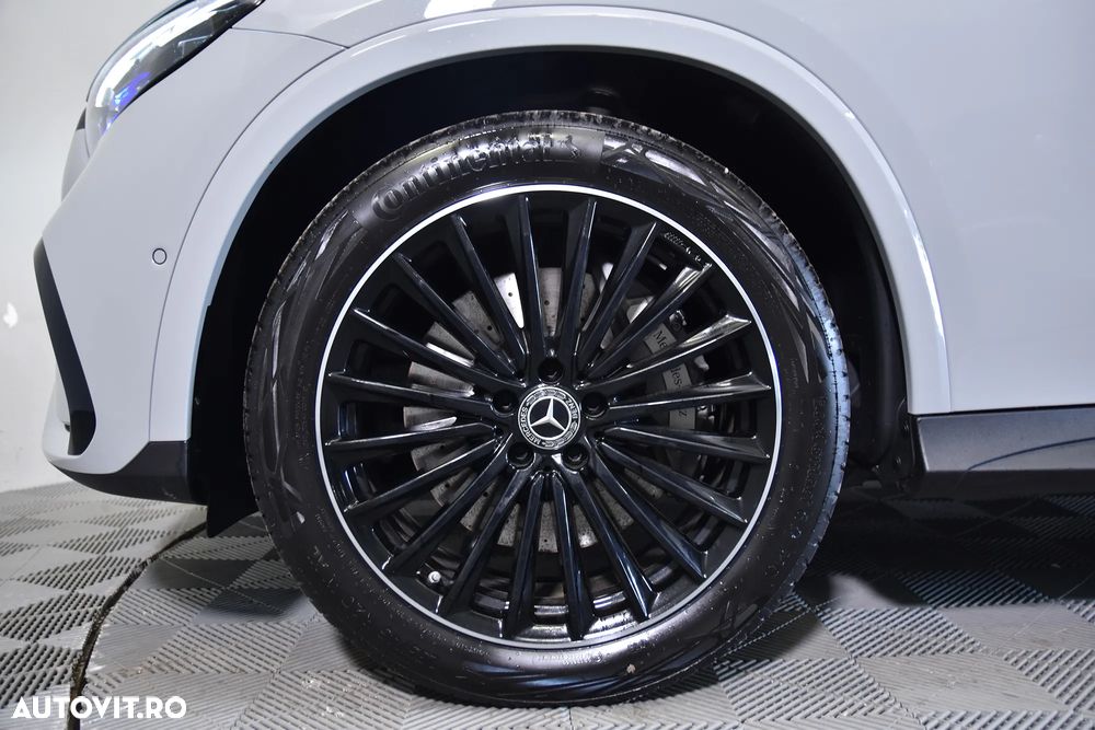 Mercedes-Benz GLC 300 4MATIC MHEV - 14