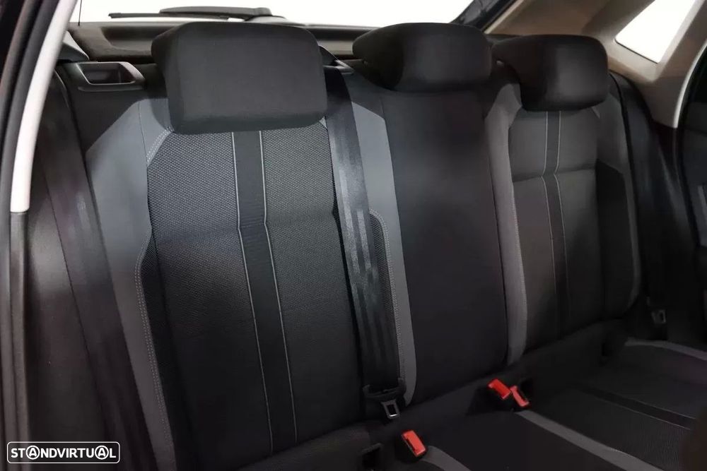 VW Polo 1.6 TDI Highline - 17