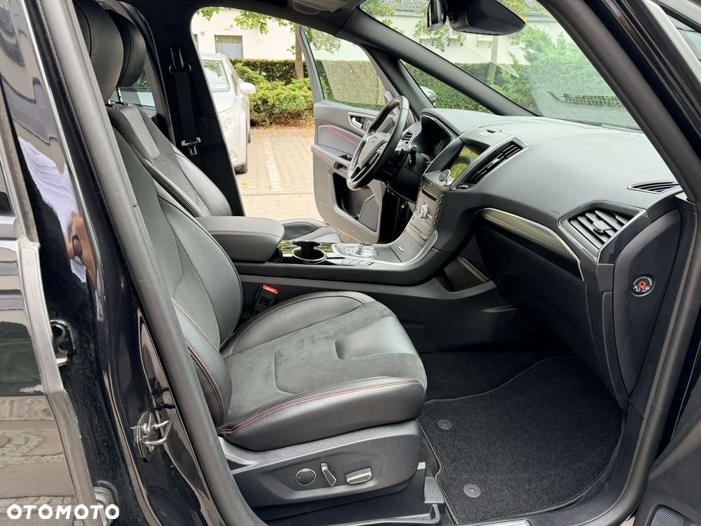 Ford S-Max - 30