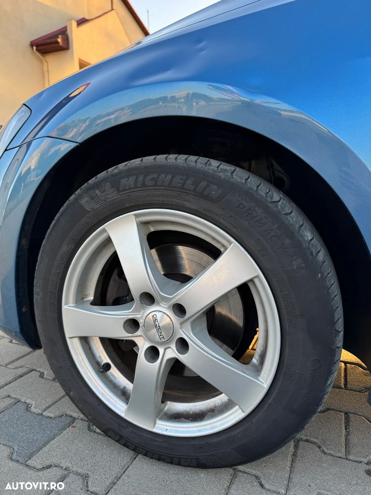 Volkswagen Golf 2.0 TDI BlueMotion Technology DSG Edition - 28