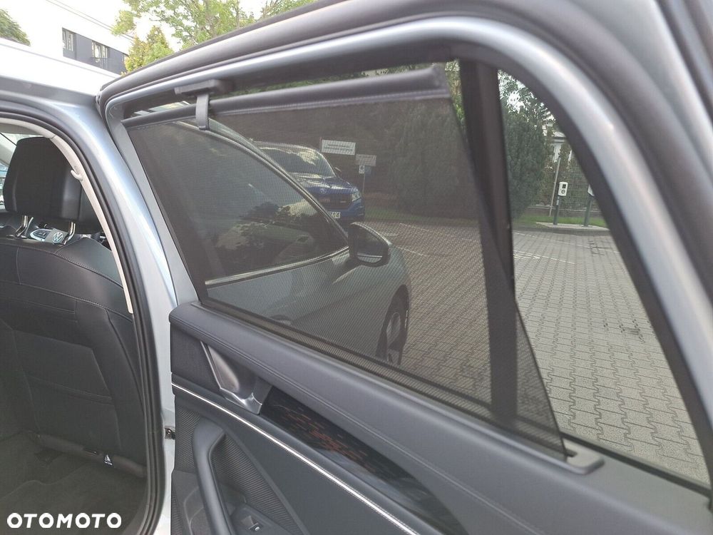 Volkswagen Passat - 26