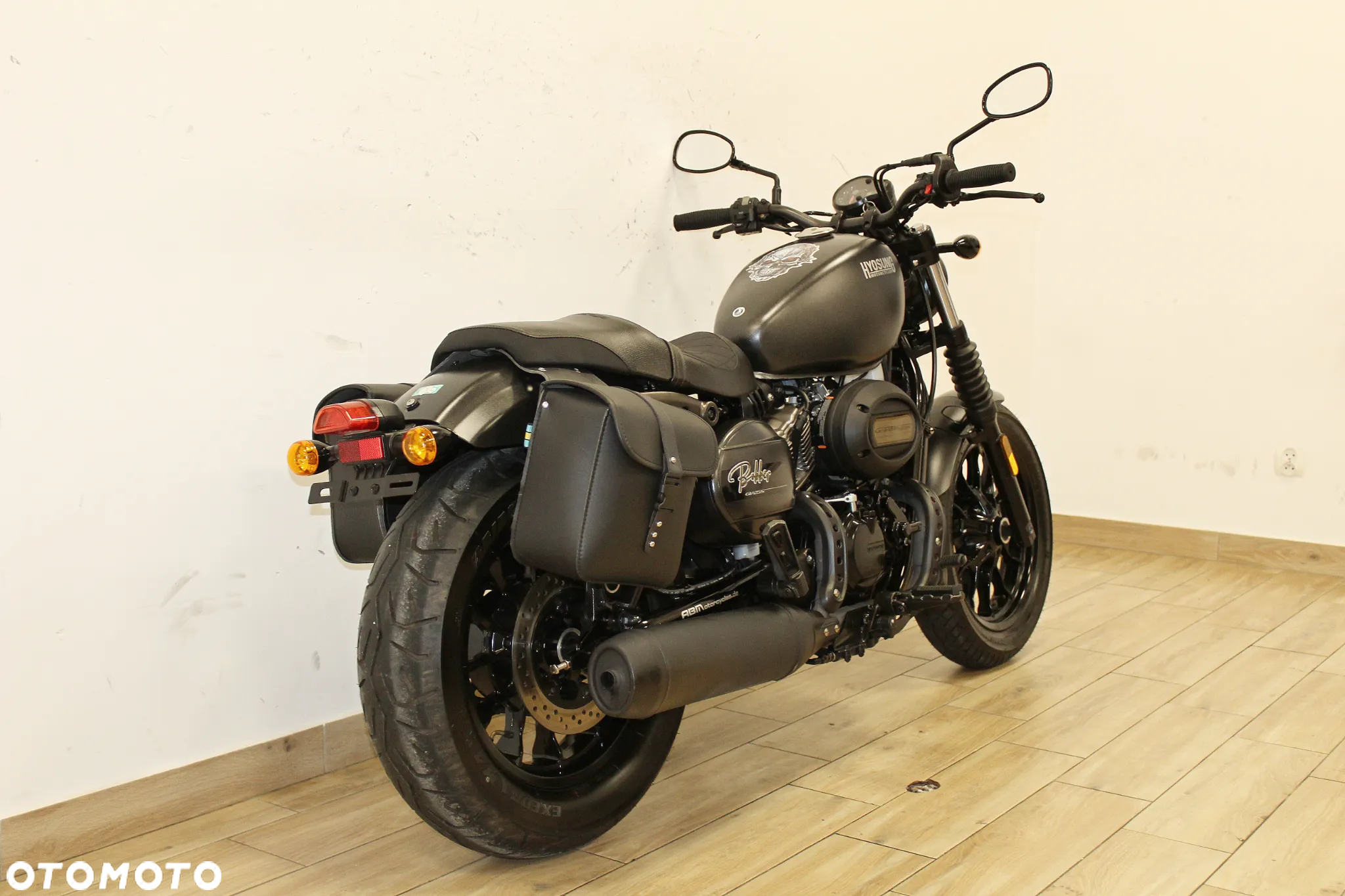 Hyosung GV - 9