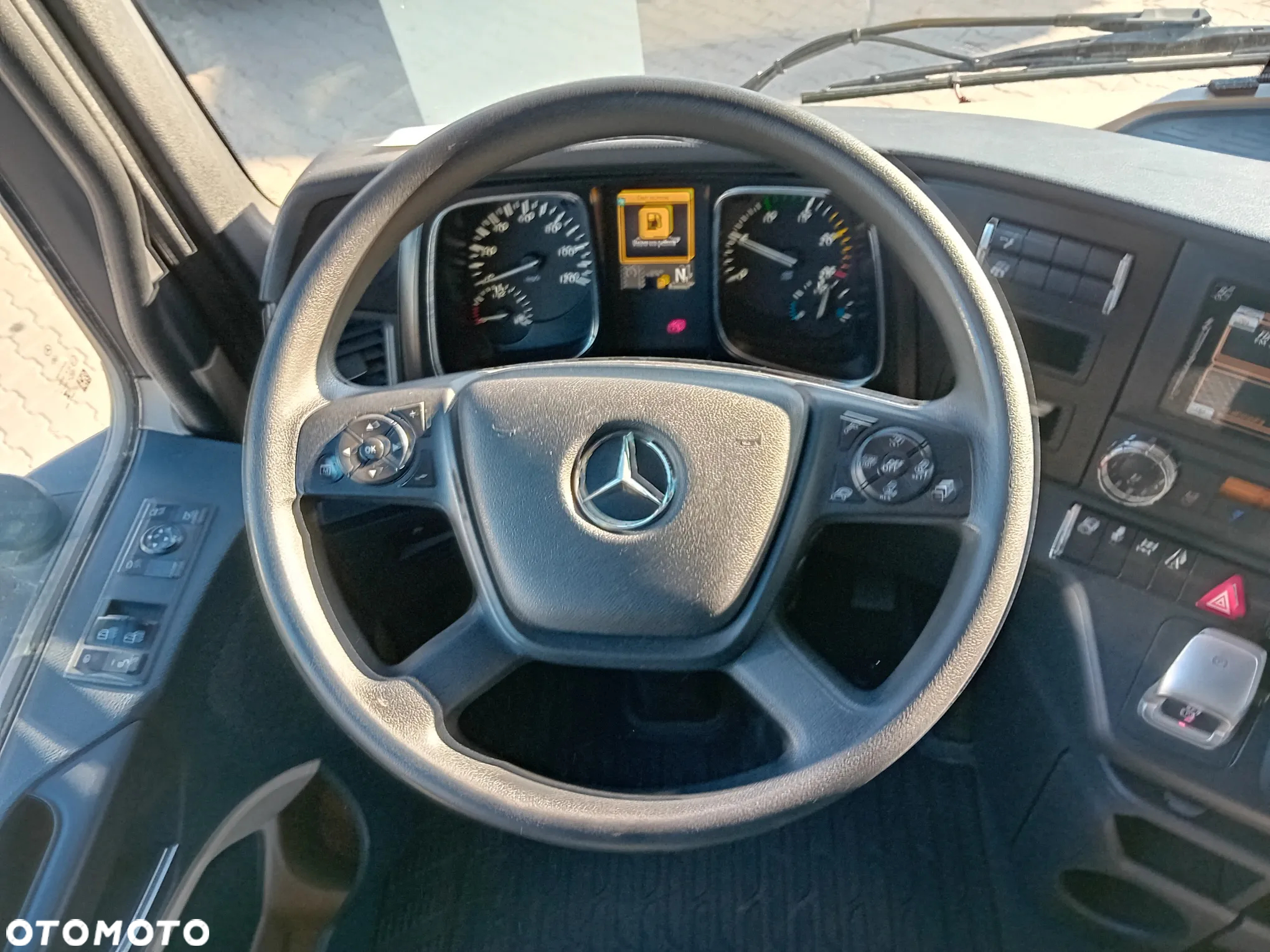 Mercedes-Benz ACTROS 5 1851 LD - 12