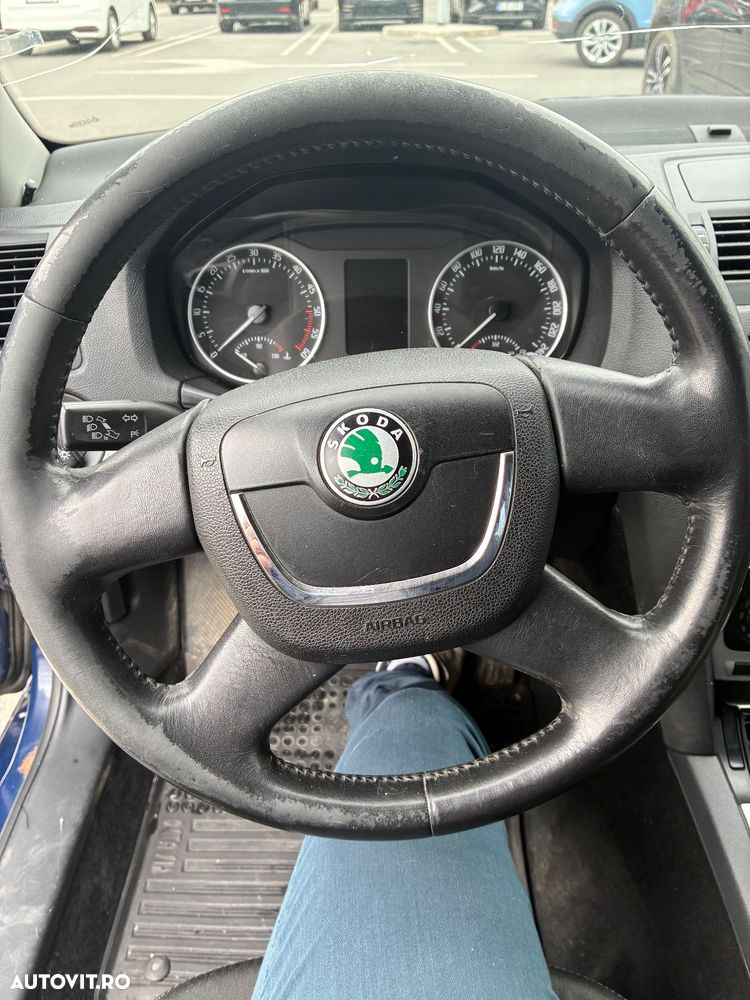 Skoda Octavia 2.0 TDI Elegance - 4