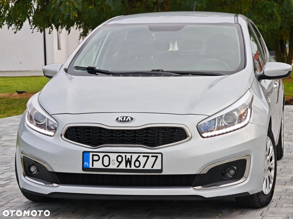 Kia Ceed 1.6 CRDi Smart - 13