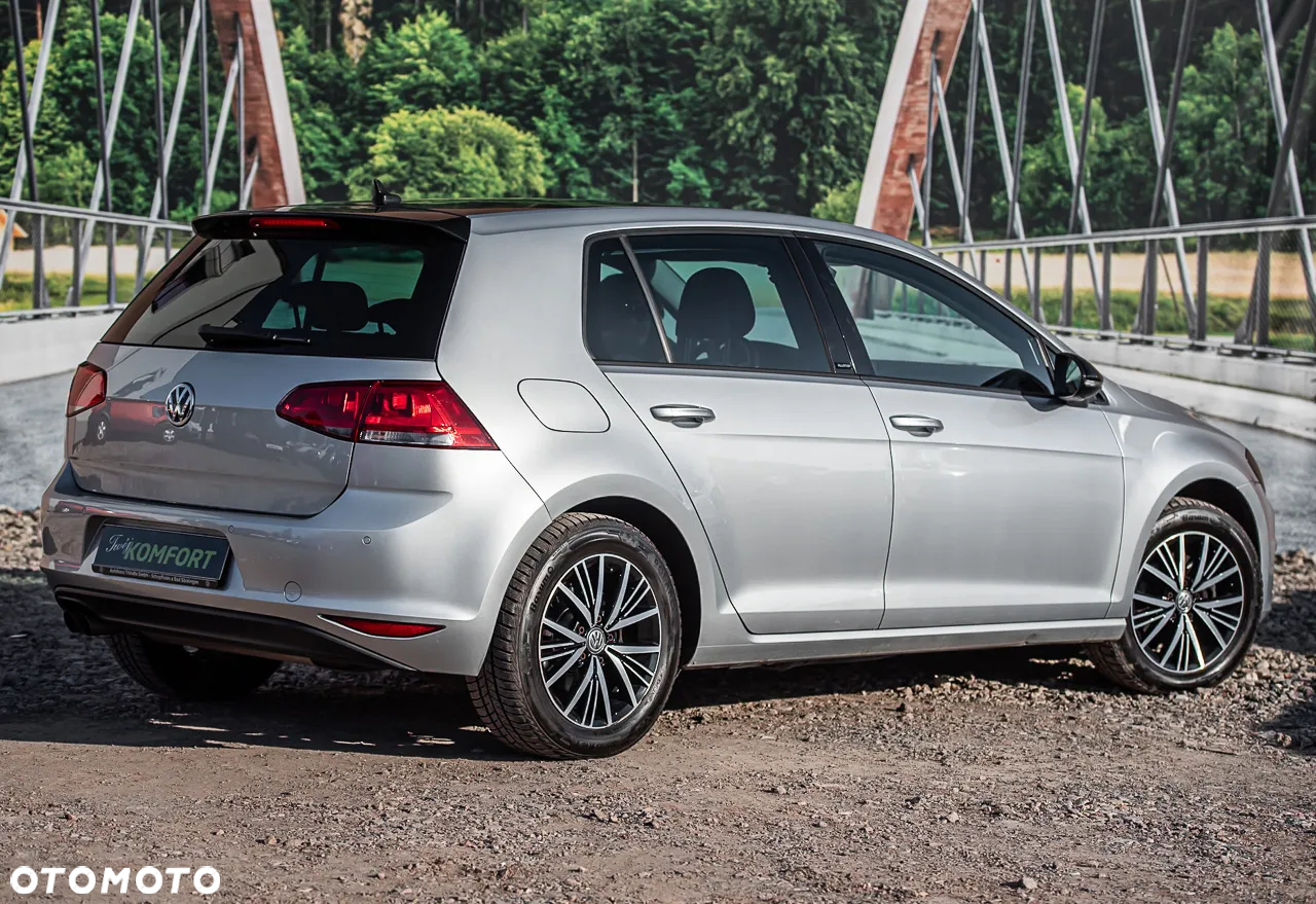 Volkswagen Golf 2.0 BlueTDI DSG Highline - 13
