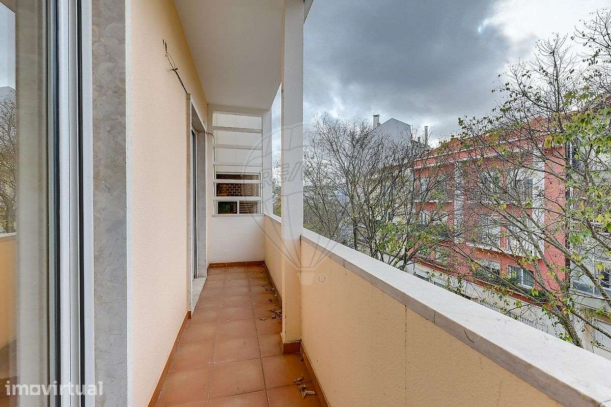 Apartamento T2 para arrendamento - Grande imagem: 2/16