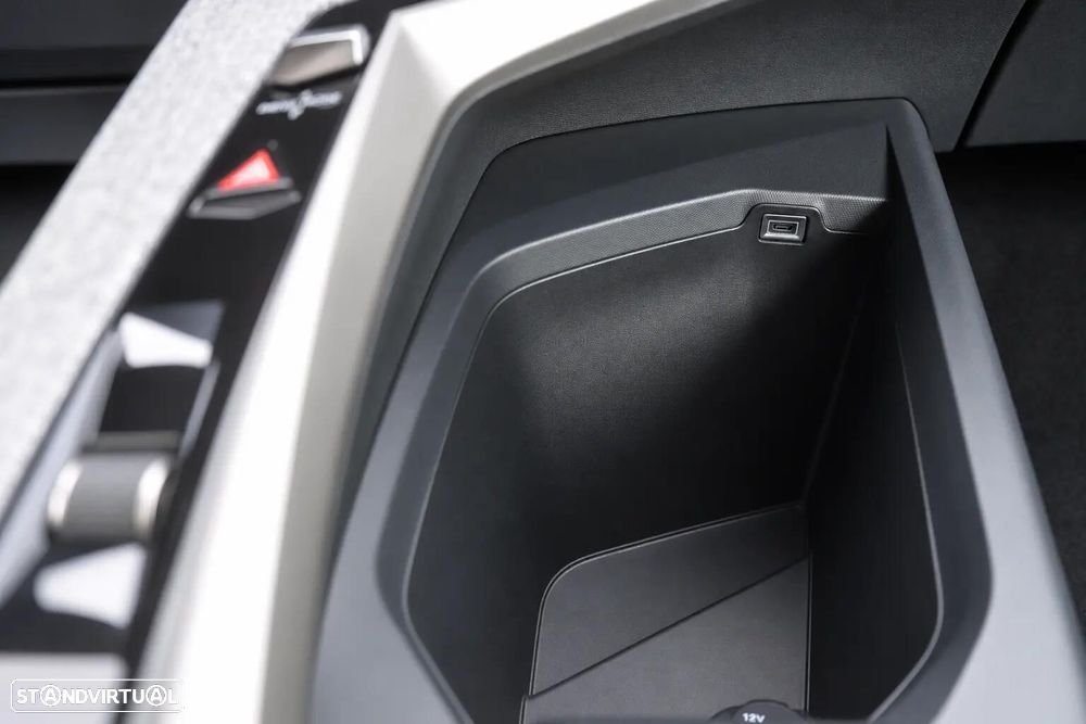 Peugeot E-3008 73 kWh Allure - 13
