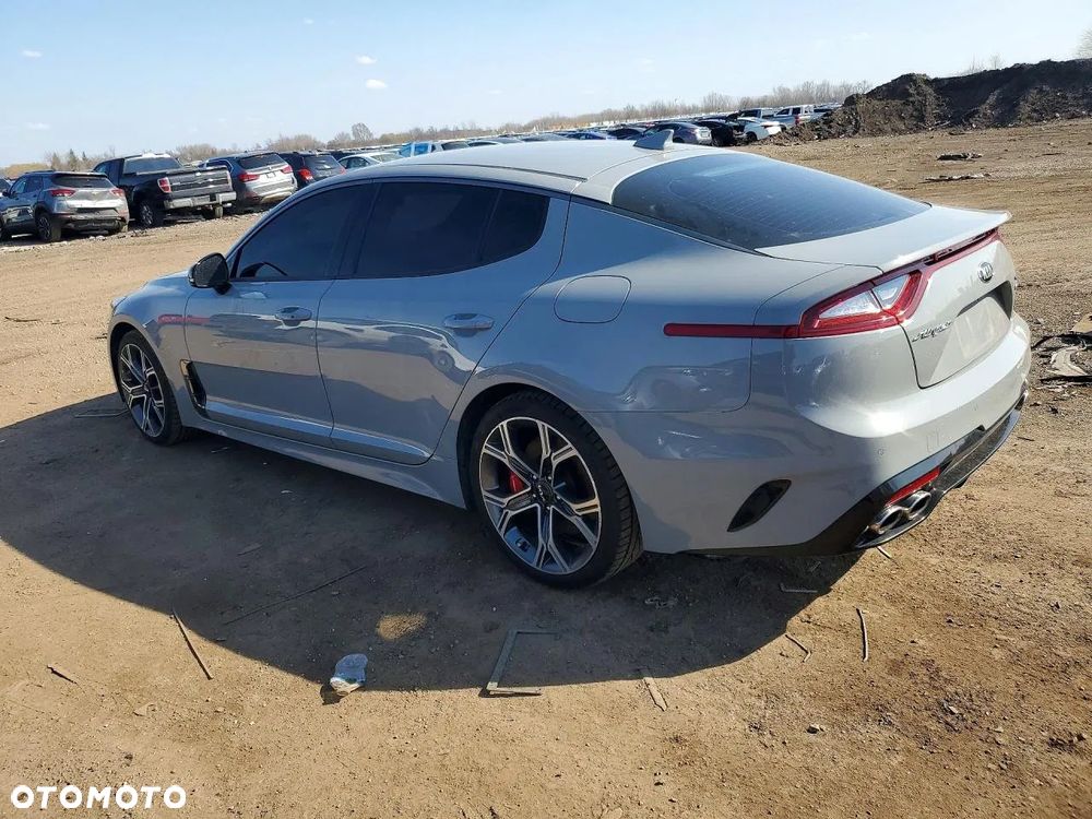 Kia Stinger 3.3 T-GDI V6 GT AWD - 3