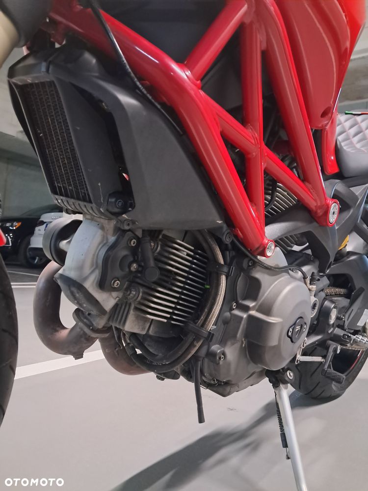 Ducati Monster - 21