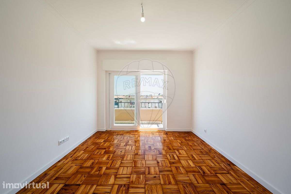 Apartamento T2 para arrendamento - Grande imagem: 2/22