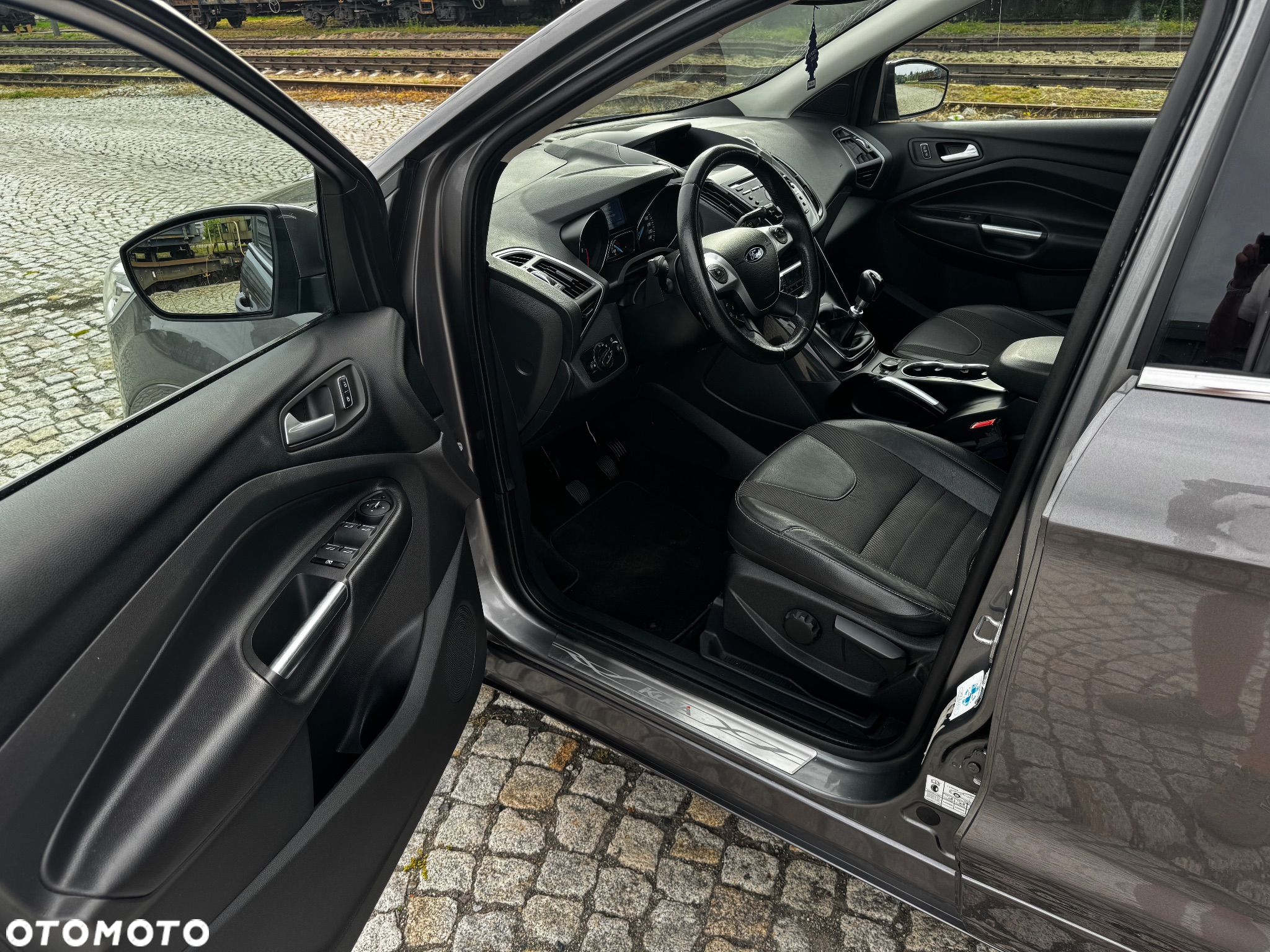 Ford Kuga 2.0 TDCi 4WD Titanium Plus - 13