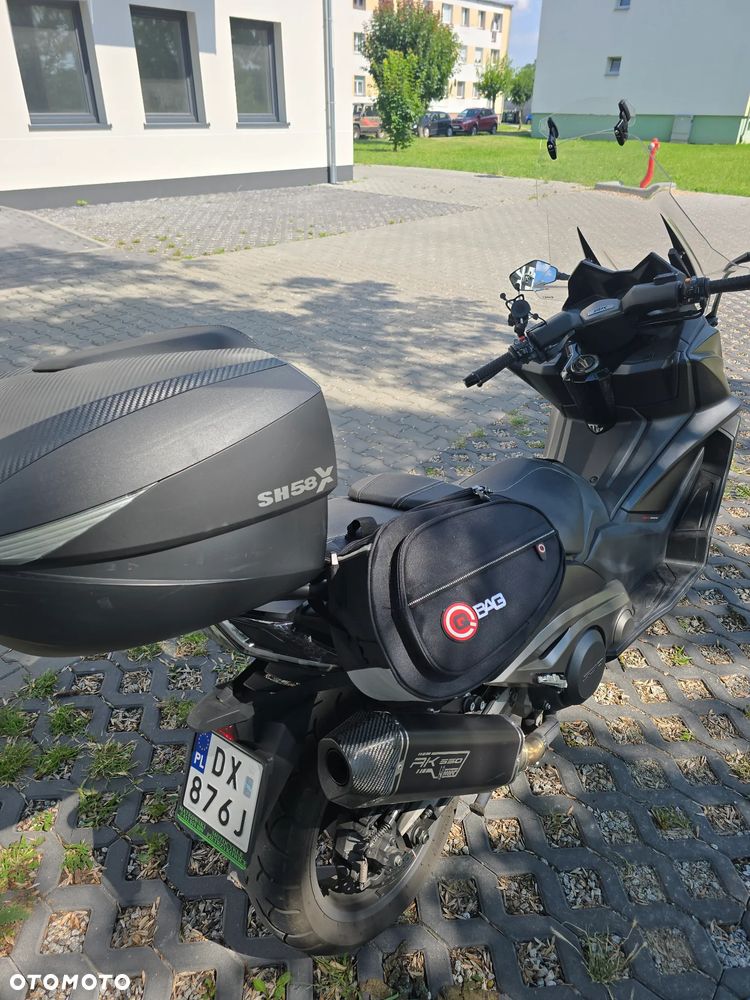 Kymco AK 550 - 9