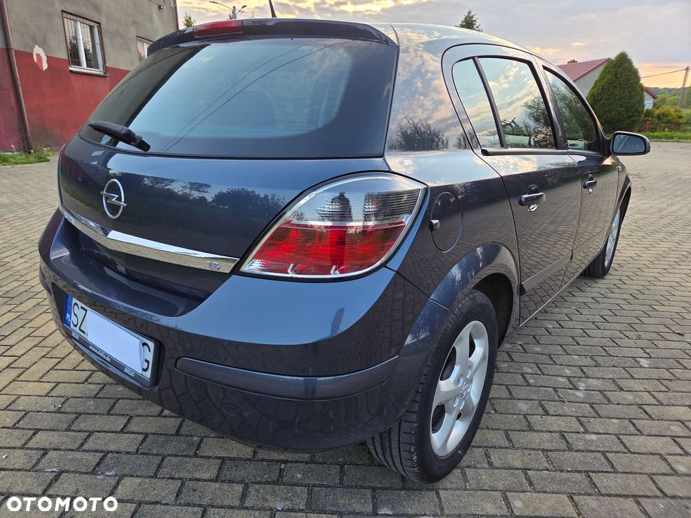 Opel Astra 1.6 Selection - 9