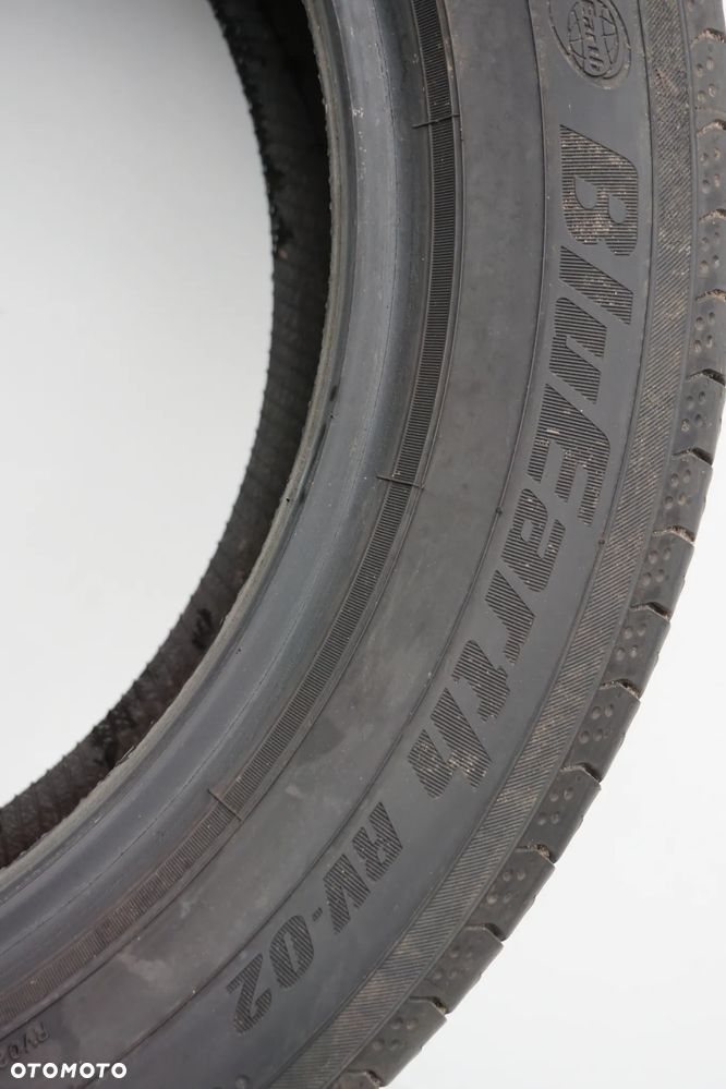 225 55 18 Yokohama Bluearth RV-02 - 7