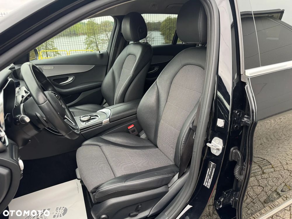 Mercedes-Benz Klasa C 220 d 9G-TRONIC Exclusive - 14