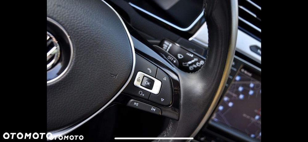 Volkswagen Passat 2.0 TDI Bi-Turbo BMT 4Mot Highline DSG - 25