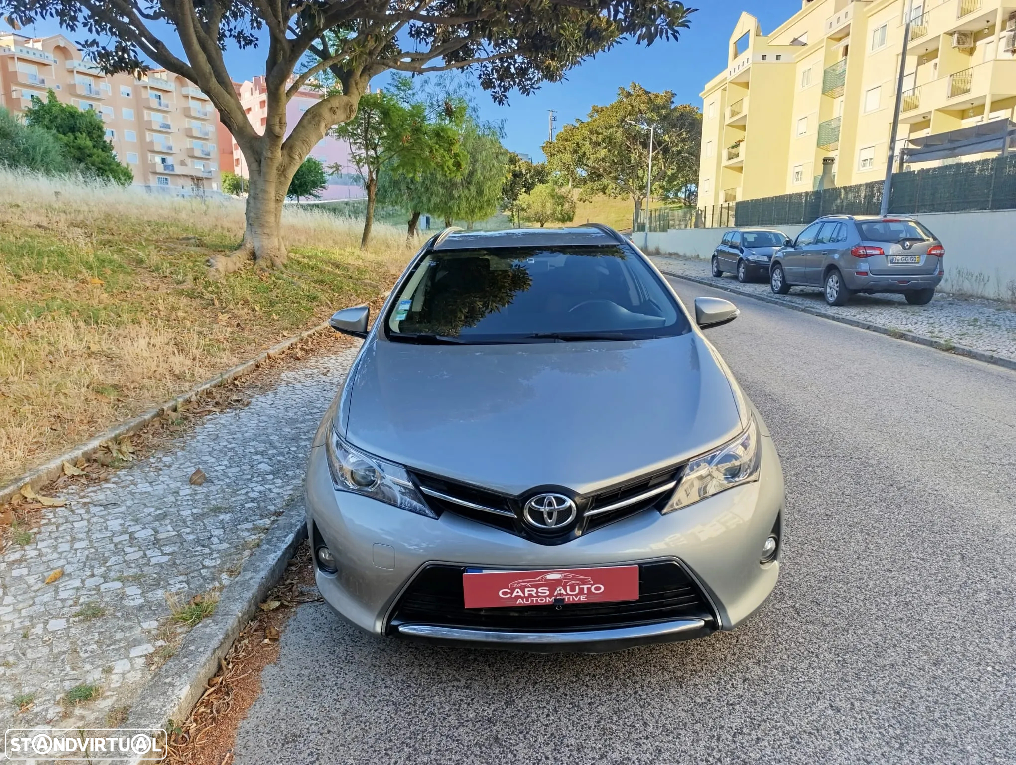 Toyota Auris Touring Sports 1.4 D-4D Com+P.Sport +Navi - 4