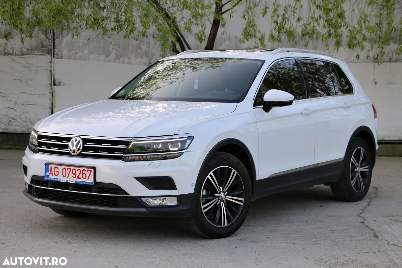 Volkswagen Tiguan 2.0 TDI DPF DSG Comfortline - 1
